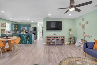 Image de City Sanctuary in West Midtown Atl-Perfect Location!