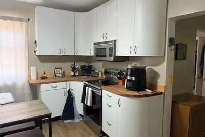 Image de 2 Bedroom 2 Bathroom - walk or shuttle to Osf