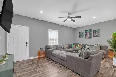 Image de Jungle Oasis in West Midtown Atl-Perfect Location!