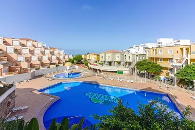 Image de Cozy 1br Near Beach | Orlando Complex Costa Adeje