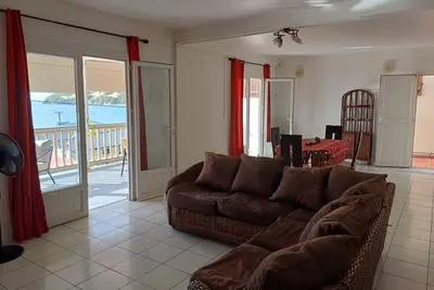 Image de Anses d Arlet 50m de la mer dans un village de pêcheur appartement T3 vue mer