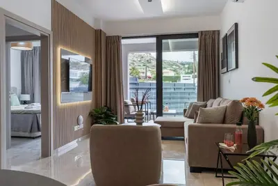 Amato River Suites by Ezoria Apt 103 2-bed