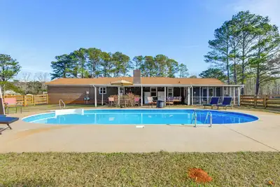 Image de Hike, Play & Explore: Outdoor Haven in Georgia