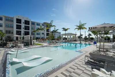 Image de Pool Access! Luxe Condo 7 Mi to Coquina Beach