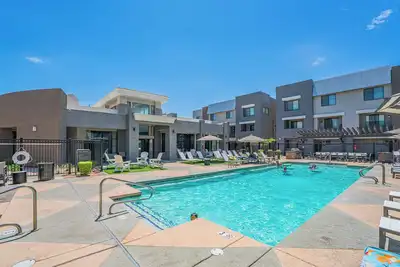 Image de Westgate Stay w/ Pool, Gym & Hot Tub