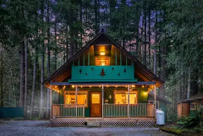 Image de Mountain Retreat -Hot Tub -Fire Pit -Stevens Pass -River Access -Pet Friendly
