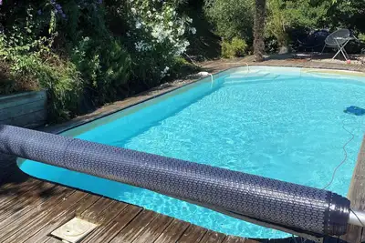 Image de Maison de campagne avec piscine