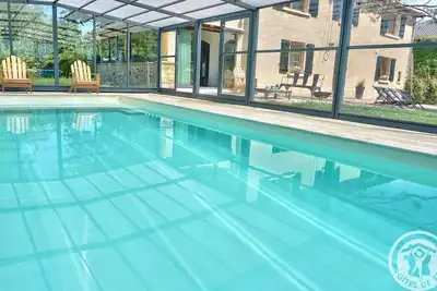 Image de Gîtes spacieux avec piscine privative, sauna, animaux acceptés et parking, jusqu'à 18 personnes