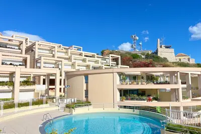 Appartement moderne avec terrasse à Sète