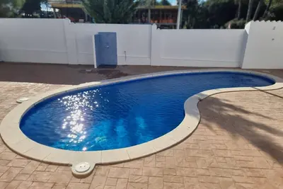Image de Charmante maison à L'Escala avec piscine commune
