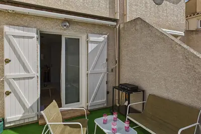 Image de Maison à 230m de la plage avec terrasse et parking privé