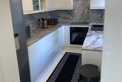 Spacious 2 bed apartment in Addlestone