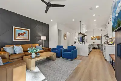 Image de Family Flagstaff Retreat with Hot Tub, Arcade Games, Fenced Yard & Office