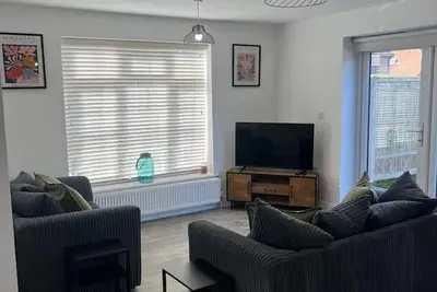 Gatwick 3 Bed Parking