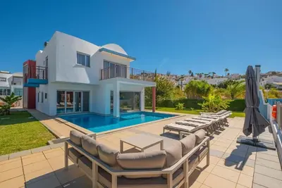 Capetown Marina Luxury Villa