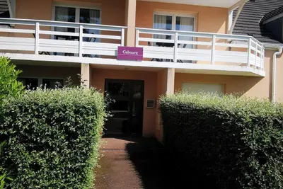 Image de Charmant appartement avec piscine