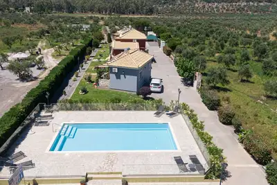 Image de Μαργαρίτα/Margarita near to sea with heating pool