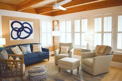 Image de Cozy 2-bedroom cottage on Bald Head Island's East Beach.