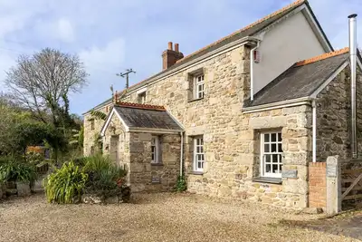 Image de Beryas Cottage -  Pet Friendly - Free WiFi & Parking - Fireplace