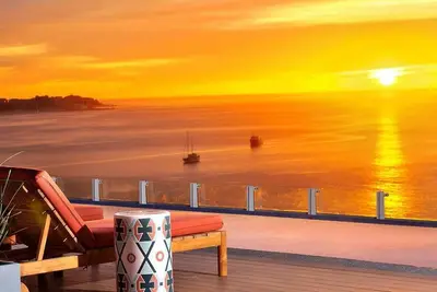 Image de Incredible views at exclusive Cabo beachfront resort.