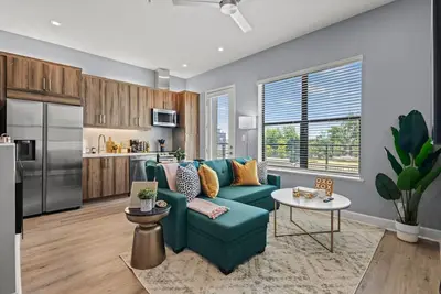 Image de Cozy Urban Stay | Near Airport, Gym & Parking New