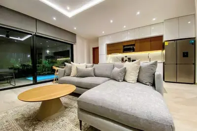 Image de Worry-Free Family 2br Home w/Private Pool & Garden