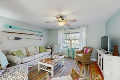 Image de Town of Lewes spacious house w/deck, grill, close to restaurants