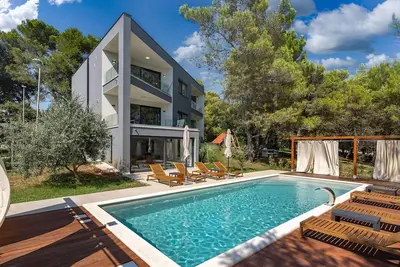 Image de Superbe maison à Pula avec piscine privée, utilisable à l'intérieur ou à.