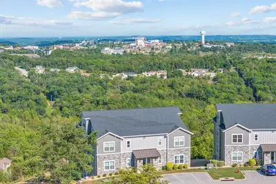 Image de Branson Summer Condo Skyline Views 3 Min to Strip, Near Sdc & Table Rock Lake