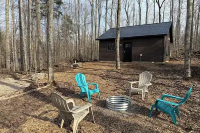 Image de Private cabin with trail access- cabin #2