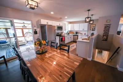 Image de Stunning Family Home in South Denver!