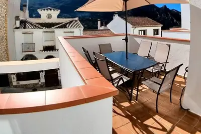 Image de Refuge à Güéjar Sierra – Terrasse, vues et confort