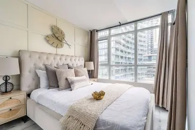 Image de RivetStays | The Parade Panoramic Suite – 2 Bedroom Condo