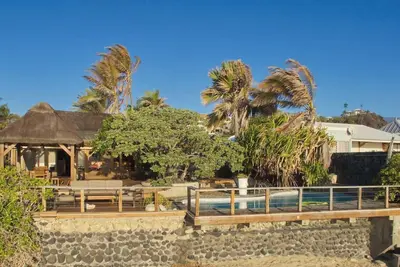 Image de Bois-de-Vie Beach Villa by Hilo Collection