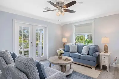 Image de Water side Upstairs Condo in Sebastian Fl