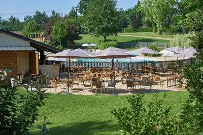 Image de ZEcamping 5 étoiles pataugeoire locatif Tv Lv Bbq 41m2 5 pers