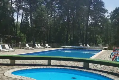 Image de Camping 3 étoiles - Piscine  - ccbecgg