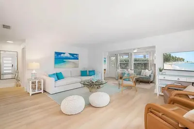 Beautiful Villa at Crystal Sands Property