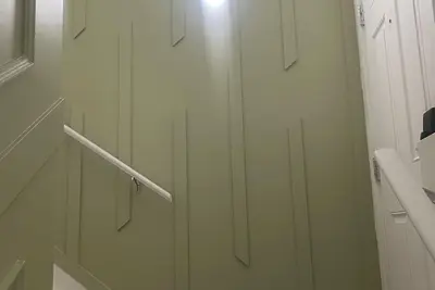 Image de Welcome to Shiloh & Still — where calm finds its place.