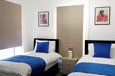 Image de Prime Town Centre-Location-Station-Airport-WiFi-Parking