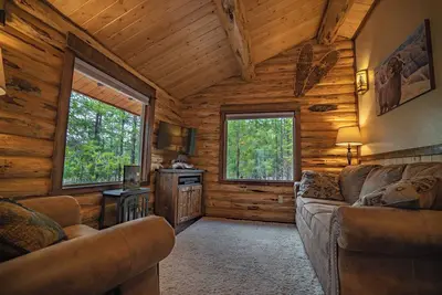 Serene 1-bedroom cabin in peaceful Libby
