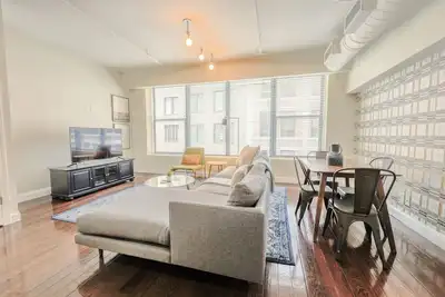 Gorgeous Boston 2br | Financial District