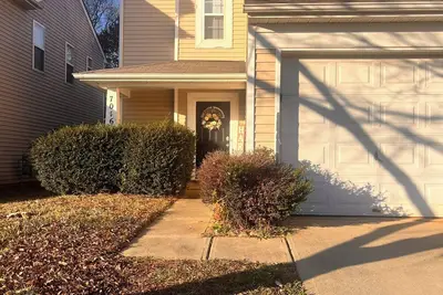 Image de Spacious 4-bedroom house in  Charlotte close to all city attractions.