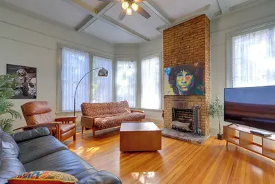 Image de Historic Allman Brothers House in Downtown Macon!