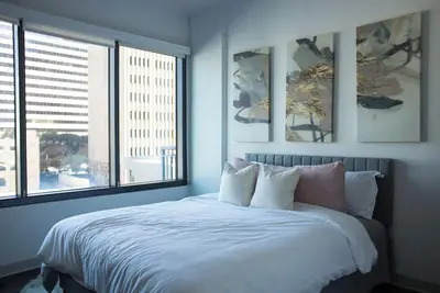 Image de Cozy 1-bedroom/2 bed condo in Buckhead Atlanta