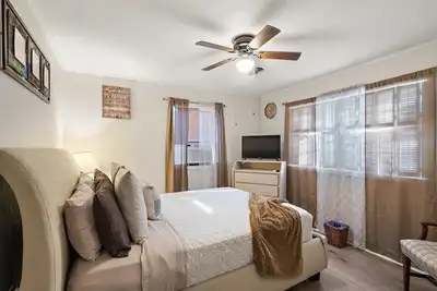 Lu's Home Away From Home - Pet Friendly