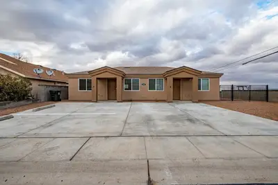 Image de Modern Retreat | Rv-Friendly | Prime Location by Park