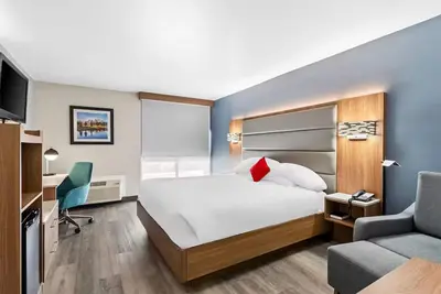 Image de Updated Cheyenne Getaway w/ Deluxe One King Bed Pet Friendly