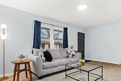 Image de Home Suite Home-M: Minutes to Downtown & P Heights