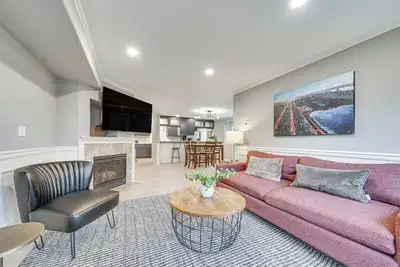 Image de 2 Mi to Matches at Lumen Field! Seattle Townhome